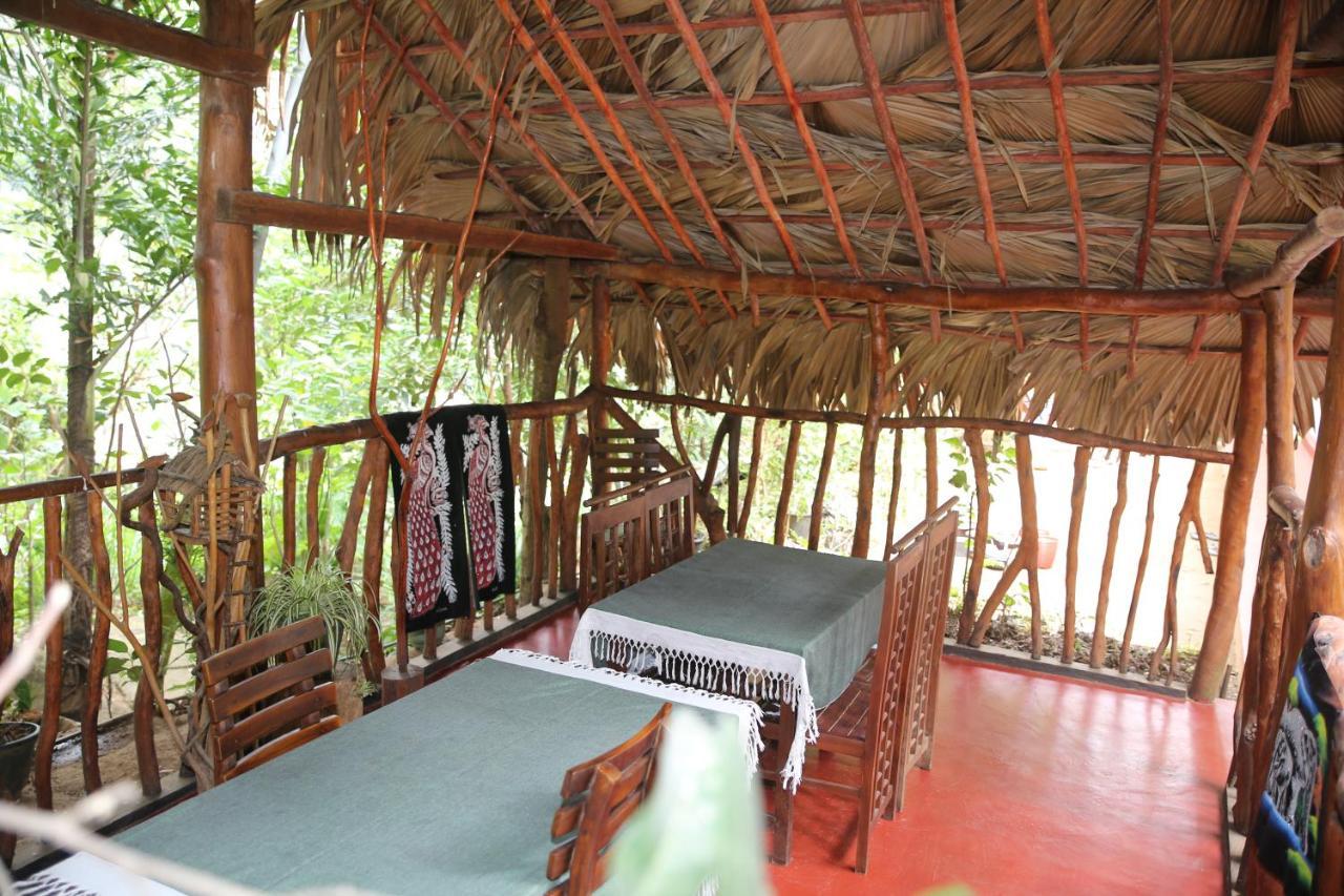 Jungle Face Inn Ела Екстериор снимка