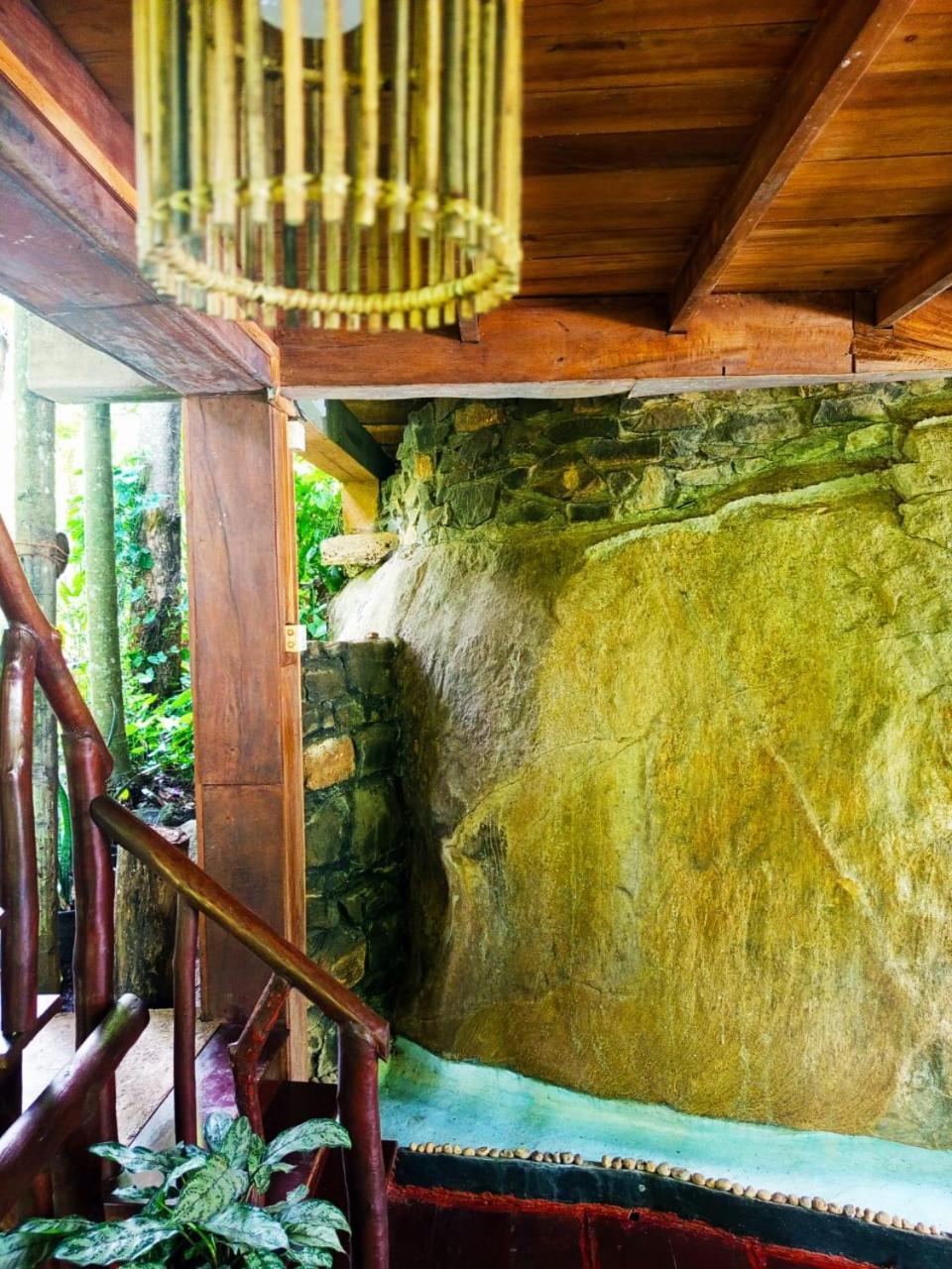 Jungle Face Inn Ела Екстериор снимка