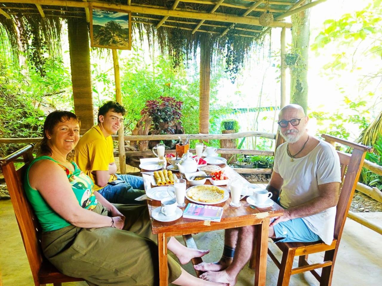 Jungle Face Inn Ела Екстериор снимка